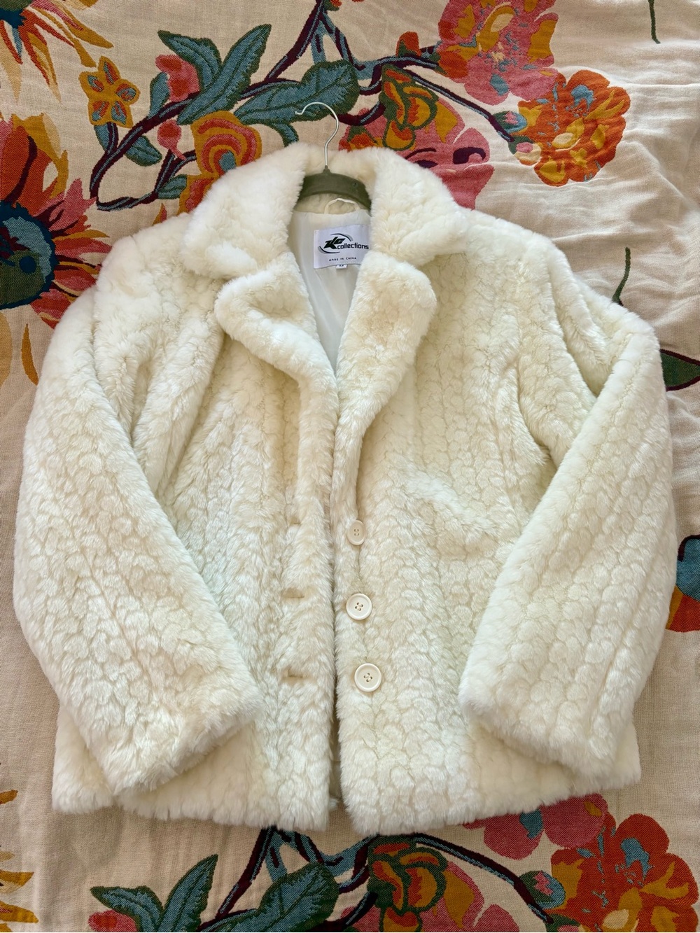 Vintage Faux Fur Cream Jacket - Women's Cozy Button-Front Coat